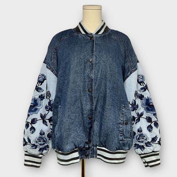 Free People Team Spirit Jacket in Stone Blue Size Medium NEW - Picture 2 of 9